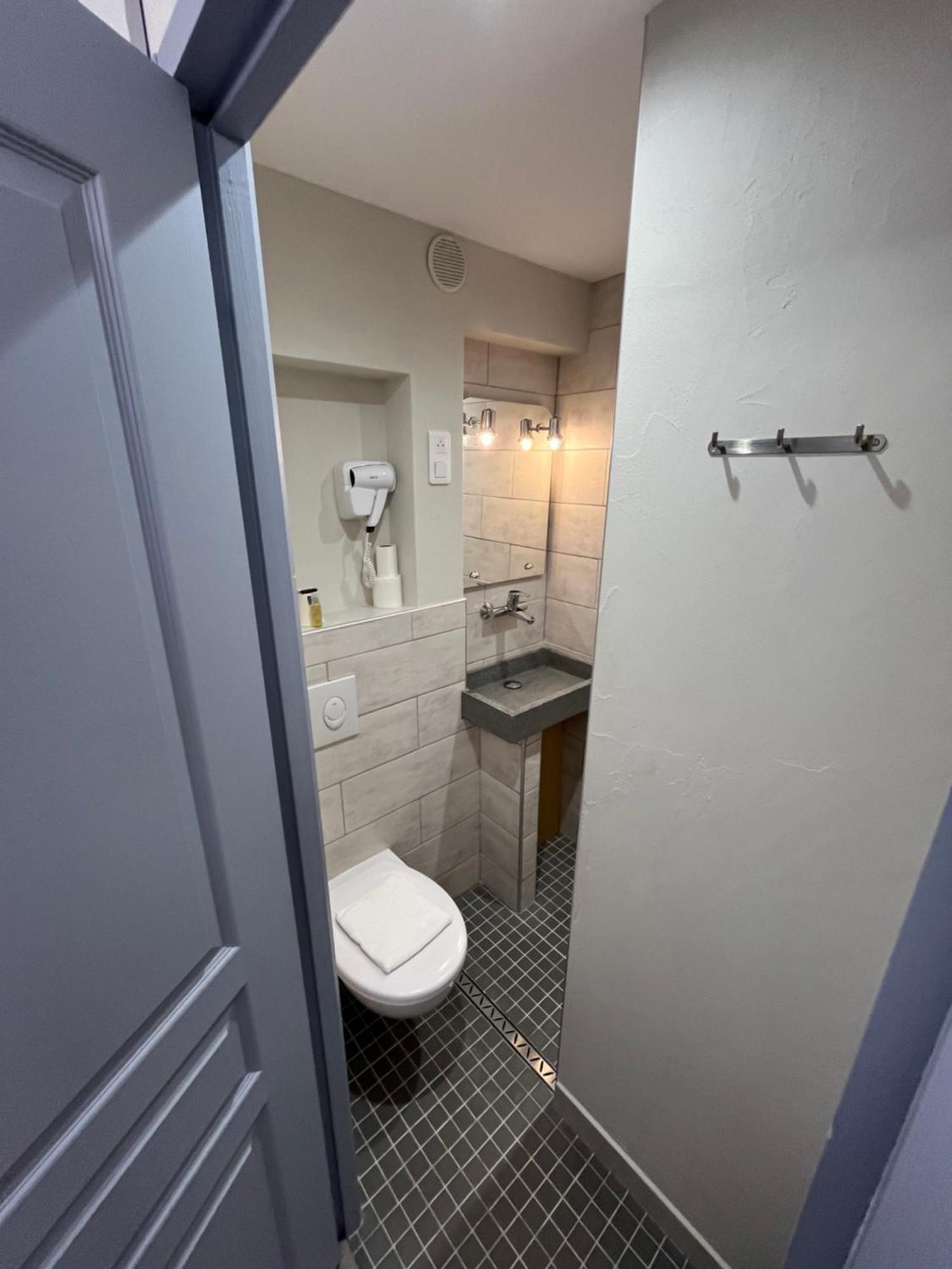 Nouvel Hotel Lons-le-Saunier Eksteriør bilde